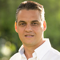 colaborador-rogerio-antonangeloo